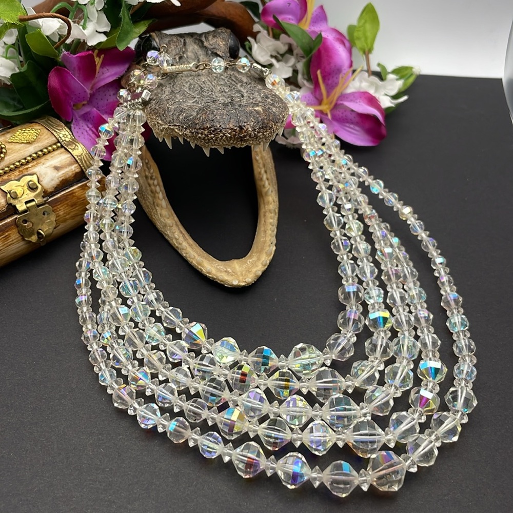 Laguna crystal necklace and earring set C39🔥 - Picture 3 of 16